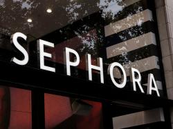  sephora-stores-accept-jpmorgans-tap-to-pay-app-on-iphones-to-boost-cardless-payments 