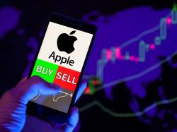  apple-stock-shows-indecision-with-more-rate-hikes-left-on-the-table-the-bull-bear-case 