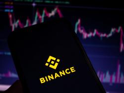  binance-suspends-volatile-euro-stablecoin-aeur-trade-promises-to-compensate-losses 