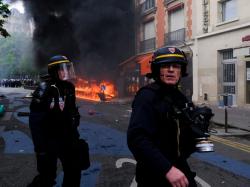  french-stock-market-defies-chaos-with-5-day-winning-streak-amid-nationwide-riots 