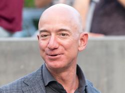  jeff-bezos-fortune-surges-11b-as-amazons-earnings-shatter-expectations 