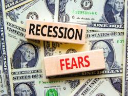  recession-fears-still-looming-why-bond-mangers-from-allianz-to-fidelity-still-worry-about-a-downturn 
