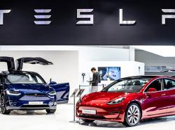  tesla-sales-outpace-rivals-in-european-market-in-february--are-price-cuts-paying-off 
