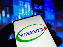  why-super-micro-computer-stock-is-falling-friday 