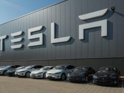  teslas-horror-week-ends-with-another-price-cut-rivians-second-round-of-layoffs-lucid-touts-longest-range-domestic-ev-and-more-biggest-ev-stories-of-the-week 