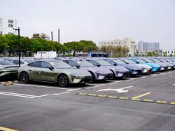  china-revs-up-ev-sales-with-up-to-1380-trade-in-subsidy-for-old-cars 
