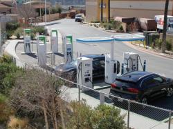  california-leads-the-charge-golden-state-now-has-1-ev-charger-for-every-5-gas-stations 