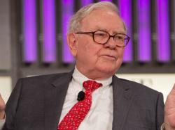 warren-buffett-fears-the-ai-genie-thats-part-out-of-the-bottle-but-agrees-it-has-potential-to-do-good-dont-know-how-that-plays-out 