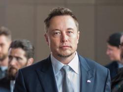  tesla-retail-shareholder-who-poured-35b-into-ev-stock-screams-foul-over-magician-elon-musks-pay-package-plan-urges-other-investors-to-vote-no-dont-be-a-sucker 