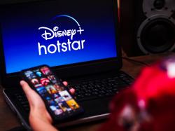 mickey-mouse-loses-magic-in-india-as-disney-hotstar-suffers-major-subscriber-drop 