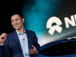  nio-ceo-william-li-breaks-8-year-brand-loyalty-streak-as-he-takes-delivery-from-rival-chinese-ev-startup 
