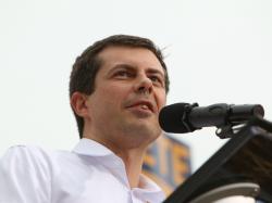  pete-buttigieg-left-speechless-after-airlines-sue-biden-administration-over-new-fees-regulations 