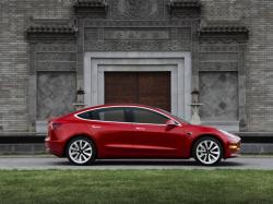  tesla-tries-to-boost-china-sales-with-free-supercharging-miles-after-price-cuts 