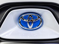  whats-going-on-with-toyota-motor-shares-today 
