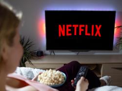  netflix-tests-new-tv-app-interface-to-stop-users-doing-gymnastics-with-their-eyes 