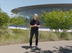  tim-cook-announces-apple-intelligence-for-iphones-at-wwdc-calls-it-next-big-step-tremendously-exciting-new-era 