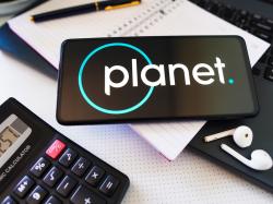  planet-labs-slashes-workforce-by-17-eyes-efficiency-amid-financial-challenges 