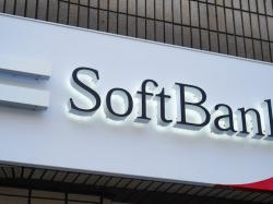  masayoshi-sons-softbank-negotiates-10b-energy-project-funding-with-banks-report 