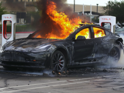  tesla-vehicle-goes-up-in-flames-at-charging-station-these-are-not-easy-fires-to-put-out-first-responder-says 