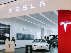  tesla-reiterates-new-electric-vehicles-on-track-for-2025-but-ceo-elon-musk-refuses-to-divulge-details-were-going-to-make-great-products 