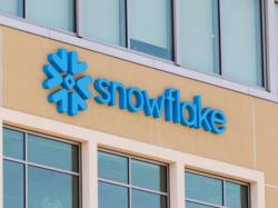  snowflake-shares-are-trading-higher-whats-going-on 