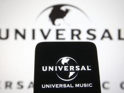  universal-music-group-shares-plunge-after-disappointing-q2-results 