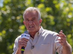  robert-f-kennedy-jr-questions-trumps-pro-crypto-stance-as-2024-presidential-race-heats-up-i-hopecommitment-to-bitcoin-is-more-than-political-expediency 