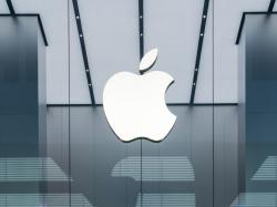  why-apple-is-plowing-billions-of-dollars-into-a-project-that-wont-have-a-payoff-near-term-gurman-weighs-in 