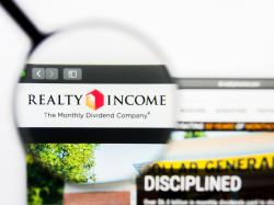  whats-going-on-with-realty-income-stock-tuesday 