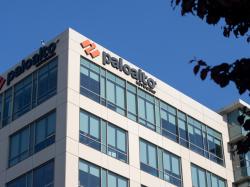  palo-alto-networks-delivers-solid-finish-to-year-10-analysts-raise-forecasts 