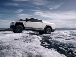  tesla-introduces-winter-package-for-cybertruck-priced-at-3k-ahead-of-the-mercury-drop 