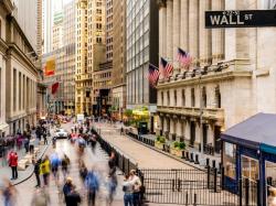 S&P500, 예상 외 고용 호조에 사상 최고치 근접... 달러·국채 금리 상승에 공격적 금리 인하 기대 사그라져
