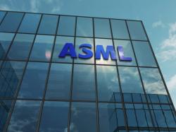 ASML 실적 유출로 반도체 주 폭락... 네덜란드 장비업체, 2025년 전망 하향