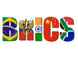 트럼프, BRICS 국가들에 100% 관세 위협... "달러 이탈 시도 좌시 않겠다"