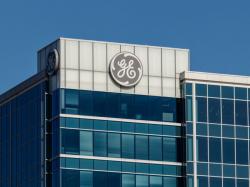  whats-going-on-with-ge-aerospace--ge-vernova-stock-today 