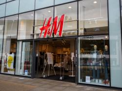  hm-ceo-abruptly-quits-shares-drop-8-amid-slump-in-sales-and-profitability 