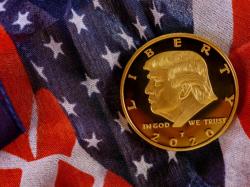 트럼프 브랜드 제품 구매자에 `TRUMP 토큰` 에어드롭...토큰 가격 8% 하락