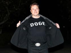 elon-musk-disapproval-rating-53-in-new-poll-62-say-tesla-ceo-doesnt-have-right-experience-to-make-changes-to-government 