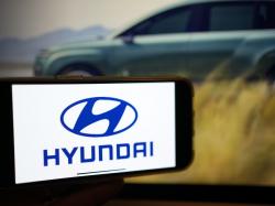  trump-hints-at-tariff-breaks-cheers-hyundais-21b-bet-with-louisiana-steel-plant-deal 