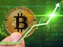 DYDX 재단 대표 "비트코인 10월까지 15만달러 돌파할 것",$AAVE,$BTC,$ETH,$SOL,$UNI