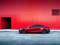  tesla-stock-continues-to-climb-whats-going-on 