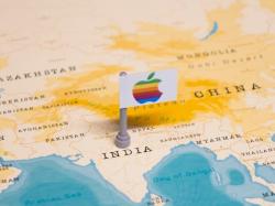  no-change-in-apples-production-plans-says-india-despite-trumps-little-problem-with-ceo-tim-cook-report 