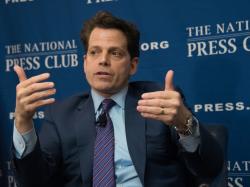  anthony-scaramucci-once-dubbed-bitcoin-the-berkshire-hathaway-of-the-21st-centurysince-then-it-has-outpaced-warren-buffetts-stock-by-a-wide-margin 