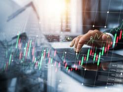 under-the-radar-hunting-smart-in-the-alleyway-of-value-and-growth