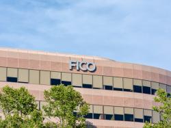 페어 아이작 FICO 스코어, 밴티지스코어에 시장점유율 뺏길 것인가