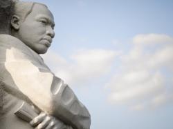 트럼프 행정부, MLK FBI 감시기록 24만쪽 공개... 샤프턴 `엡스타인 논란 덮으려는 시도` 비판