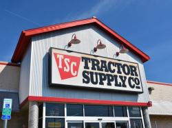  tractor-supplys-new-stores-fuel-strong-sales-solid-outlook 