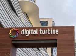  digital-turbine-stock-sinks-on-q1-earnings-despite-strong-revenue-trends 