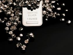  silver-breaks-40-us-market-stands-apart-in-global-demand 