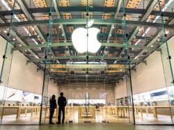  ross-gerber-slams-warren-buffetts-apple-exit-rejects-ai-bubble-comparisons-as-dumb-doubts-over-tech-growth-swirl 